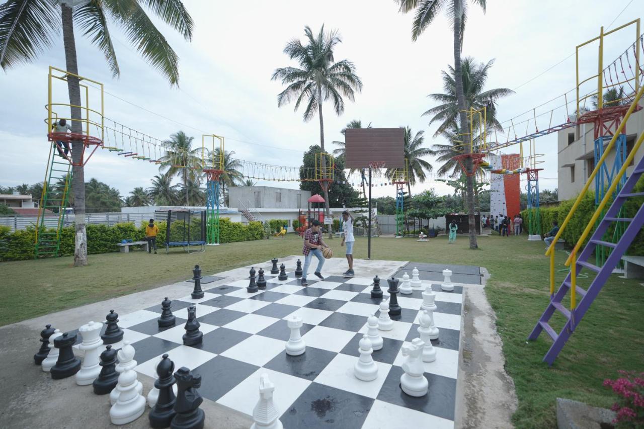 Royal Lotus View Resotel 4*